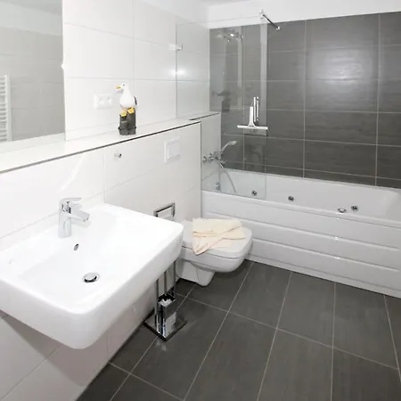 Strandnahe, Schicke Mit Balkon Direkt In - Duenenresort 112 Binz